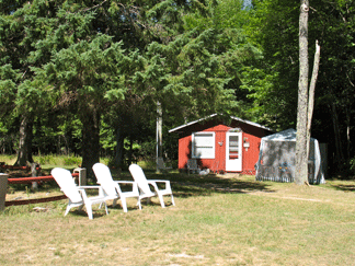 Rental cabins AuTrain Lake