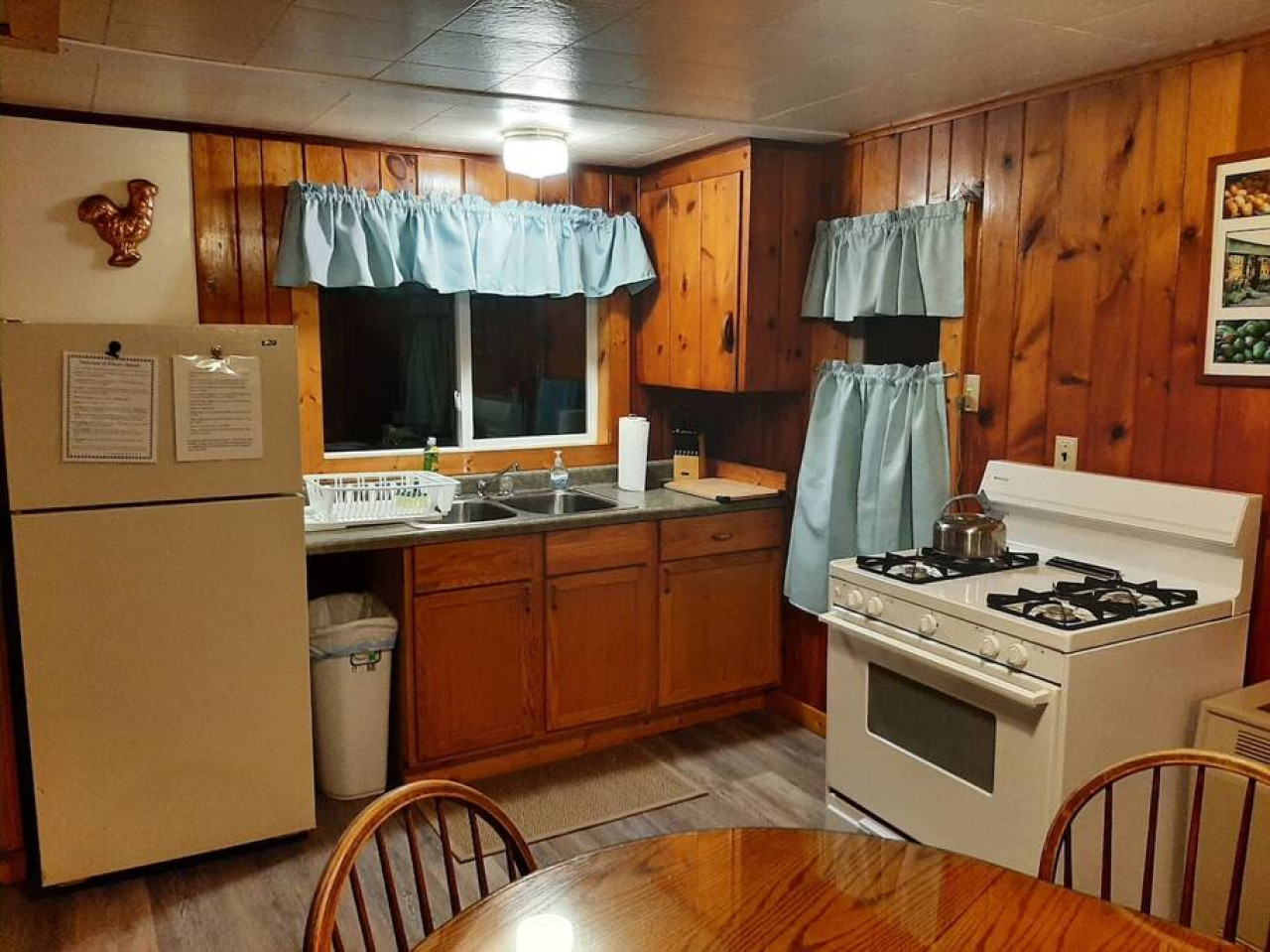 Four Bedroom (Ontario) - Picture 3